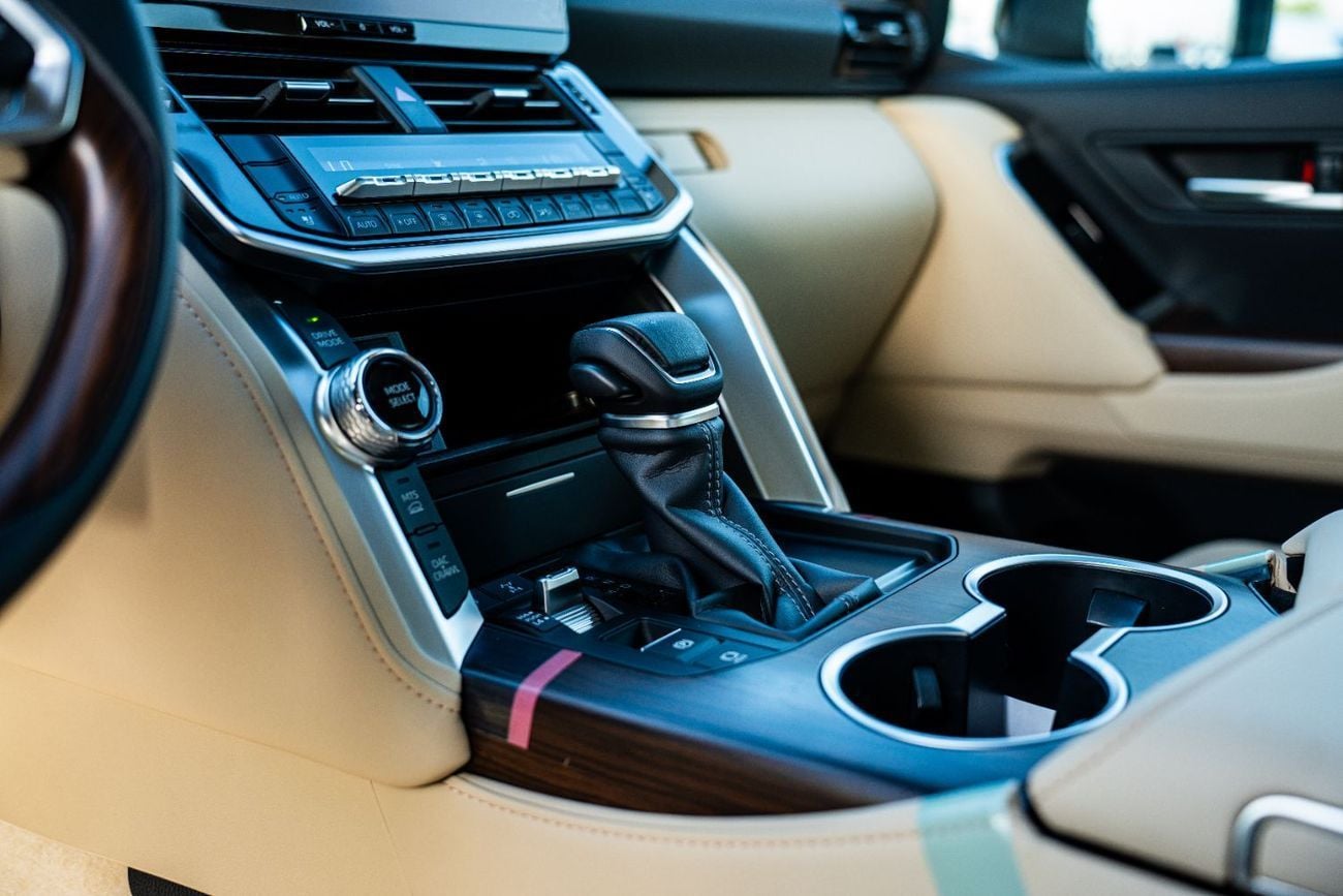 Toyota Land Cruiser GXR Toyota Land CruiserLC300 GXR 3.5L TWIN TURBO 2026 RADAR JBL