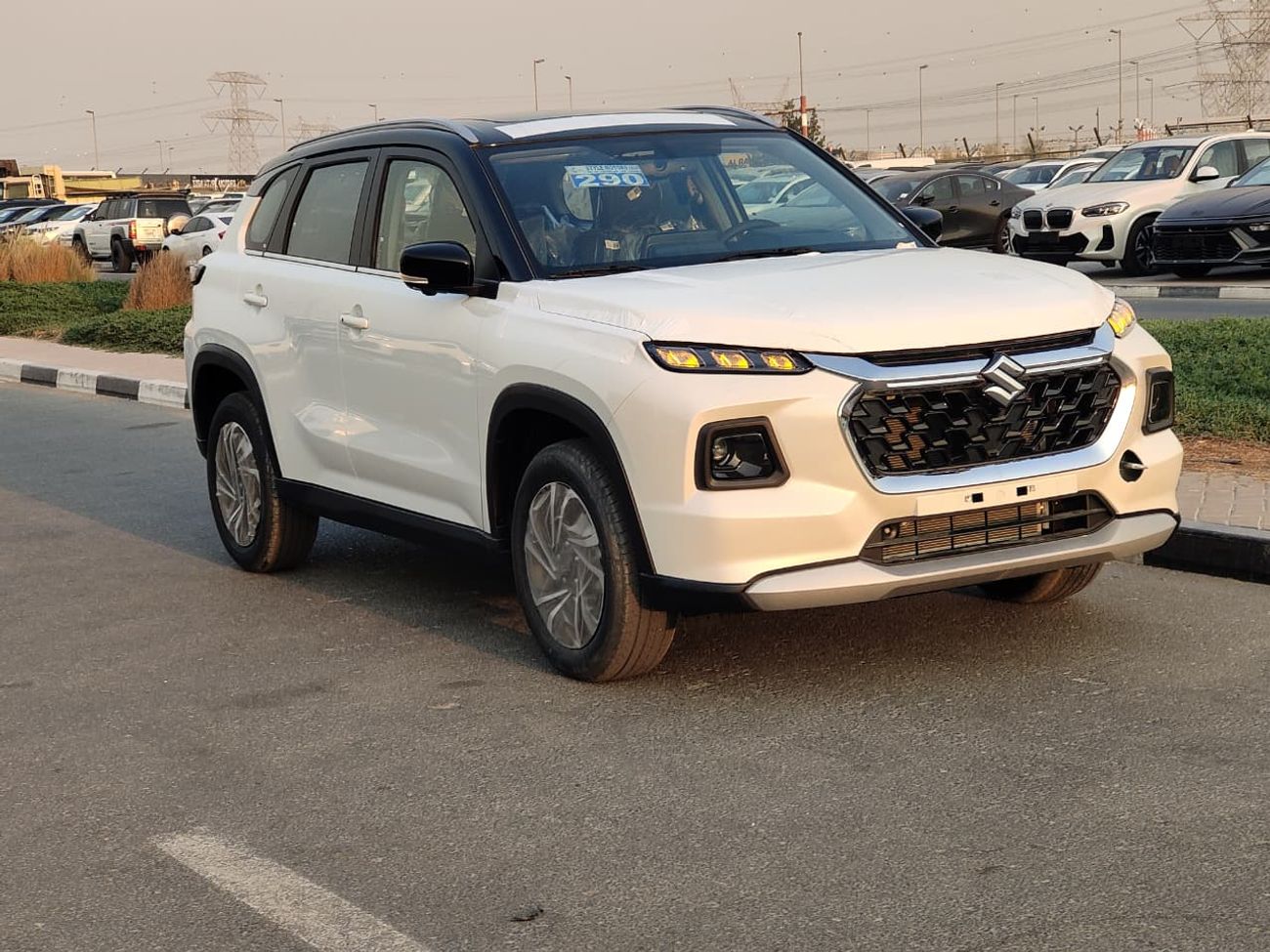 سوزوكي جراند فيتارا Suzuki Grand Vitara Suzuki Grand Vitara 1.5L Hybrid GLX , White , Automatic Model 2024, FWD