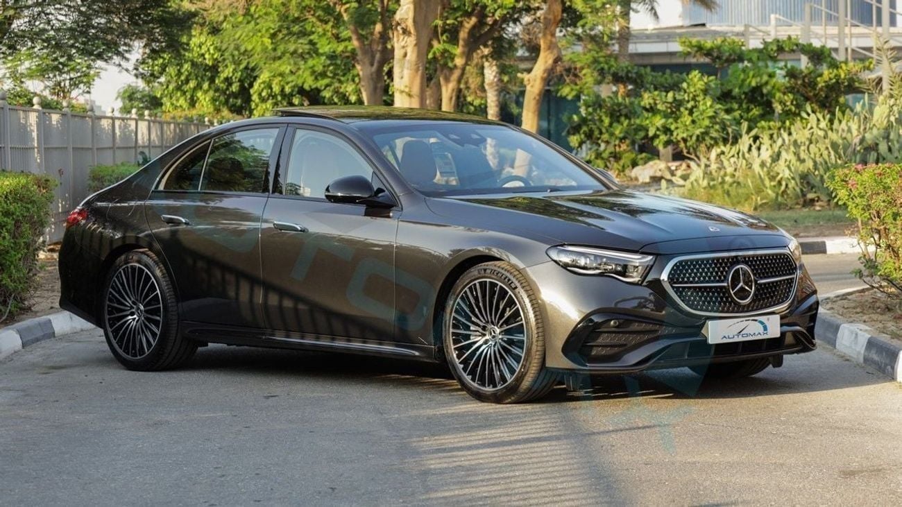 مرسيدس بنز E300 AMG EQ Boost 2.0T RWD 2026 GCC 0Km With 2 Years Unlimited Mileage Warranty @Official Dealer