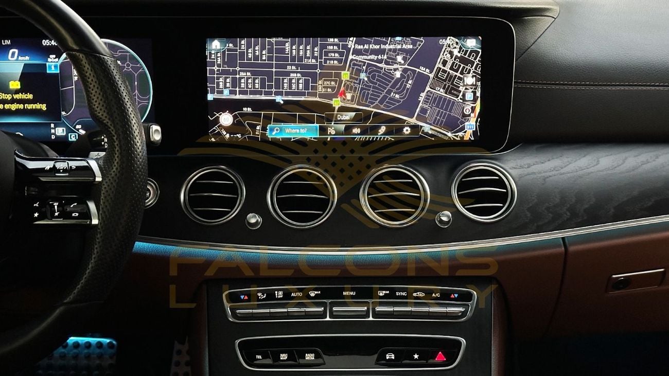 Mercedes-Benz E300 Premium 2.0L