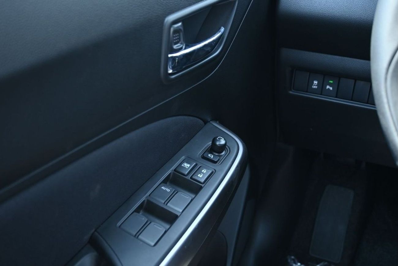 Suzuki Swift Suzuki Swift 1.2L Petrol, Color White Dual Tone, Model 2024