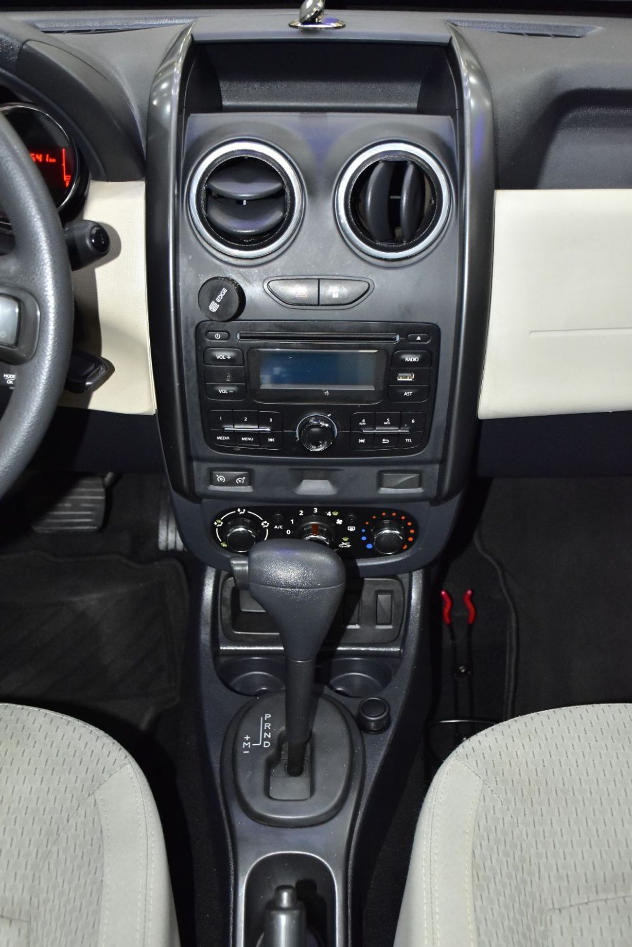 Renault Duster EXCELLENT DEAL for our Renault Duster ( 2017 Model ) in Blue Color GCC Specs