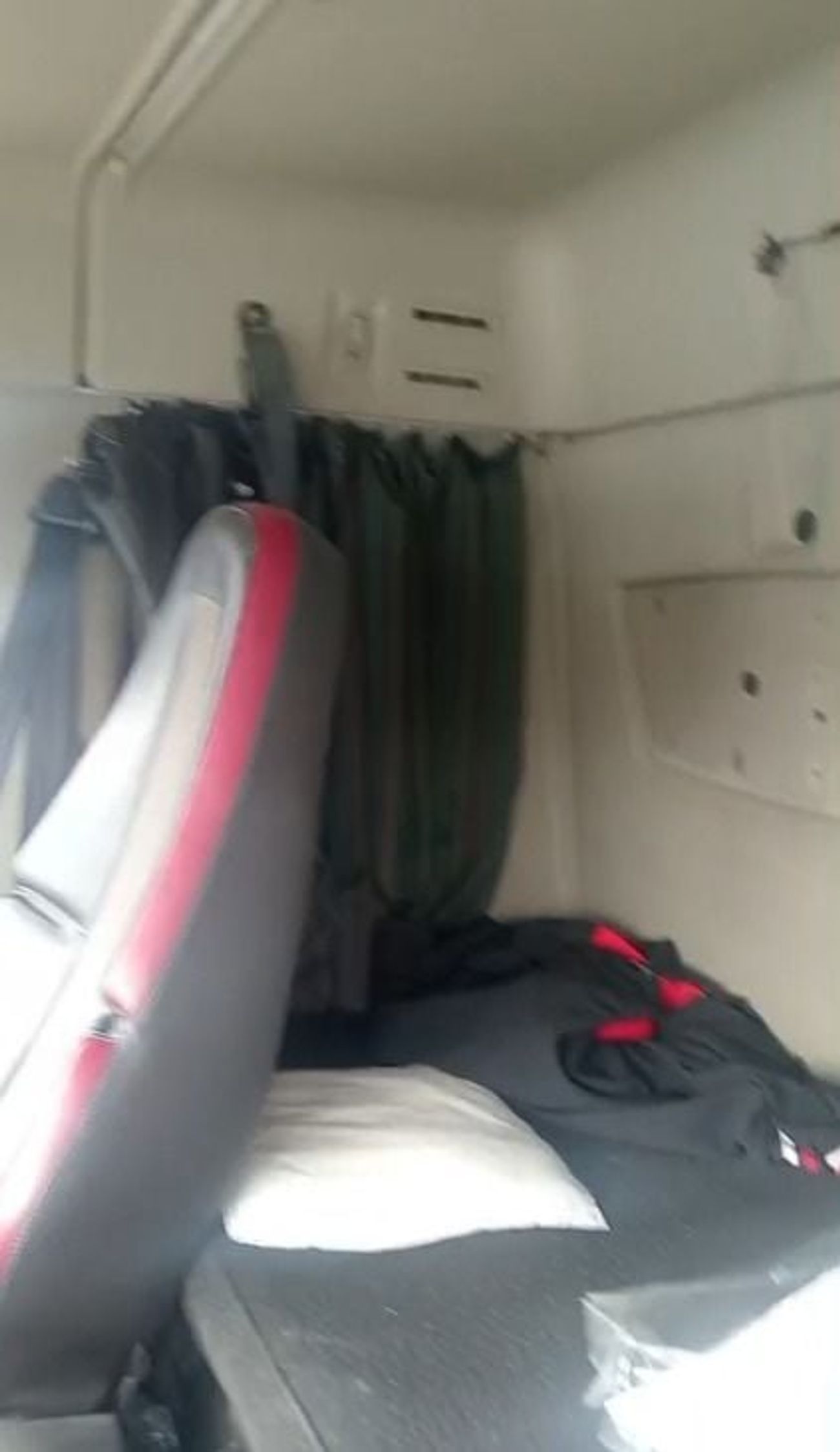 فولفو إف إم شاحنة فولفو FM 400 ذات الدفع الثنائي موديل 2016