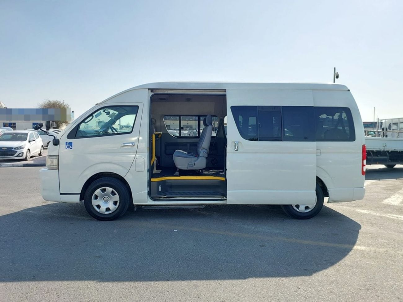 تويوتا هاياس (RAMADAN OFFER) TOYOTA HIACE VAN RHD 2009 MODEL 2.7 L PETROL AUTOMATIC(PM65726)
