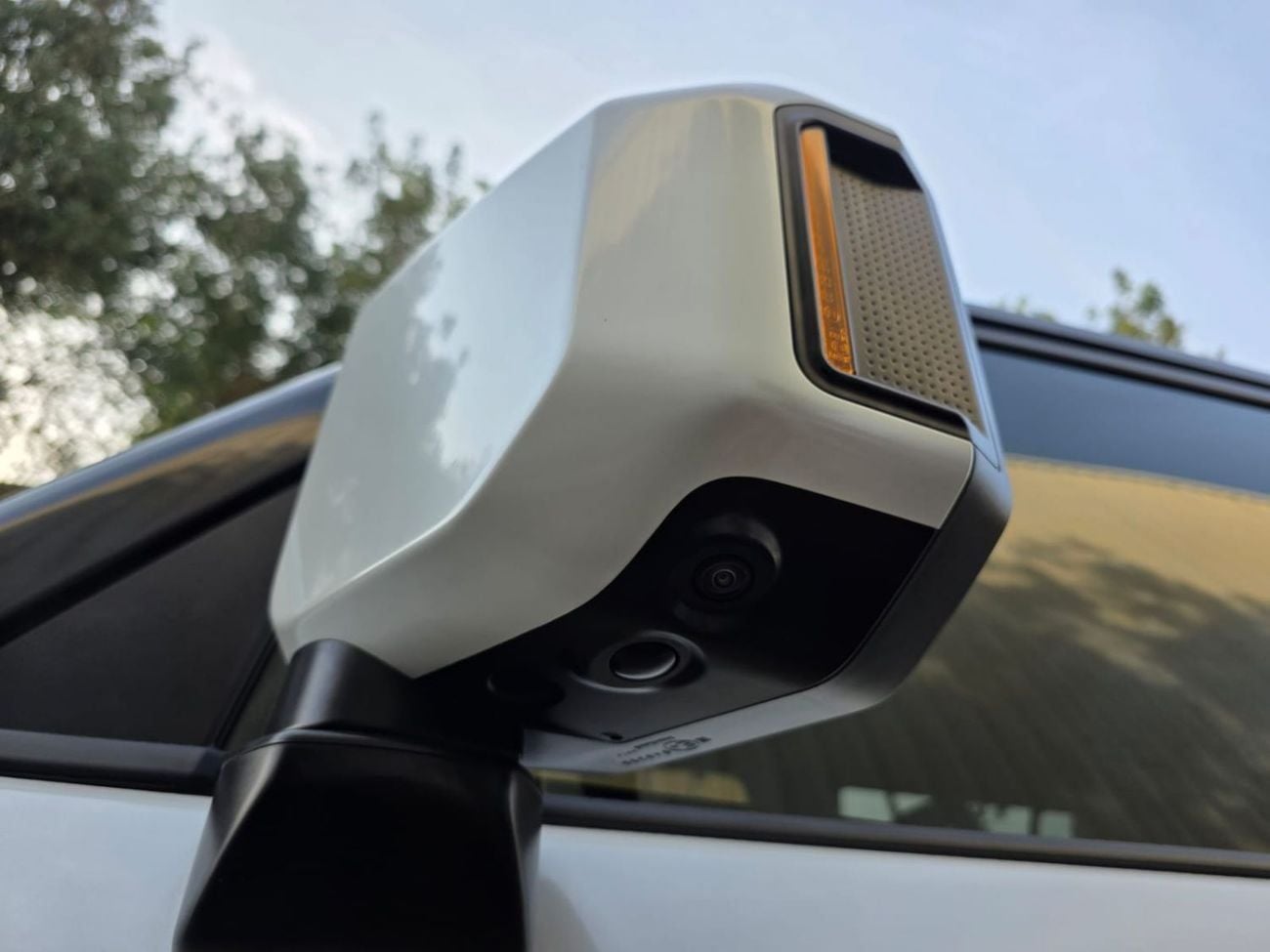 Toyota Prado KAKADU TOYOTA PRADO 2025 WHITE 4WD AT DIESEL = RIGHT HAND
