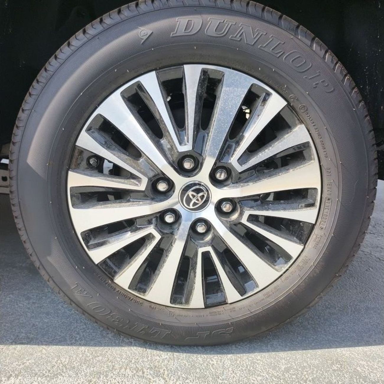 تويوتا جرافينا 2024 Toyota Granvia 3.5L 6 seater