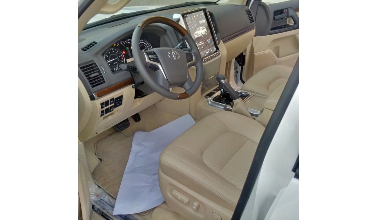 Toyota Land Cruiser Petrol GXR Premium V8