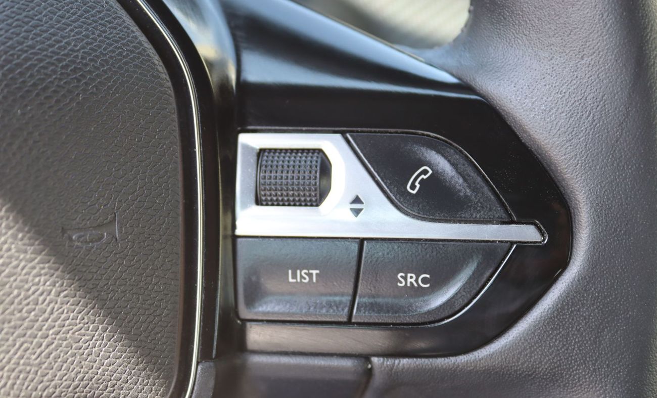 Peugeot 2008 Peugeot 2008 - GCC - 2023 -accident-free - low mileage - 1.2L - in excellent condition