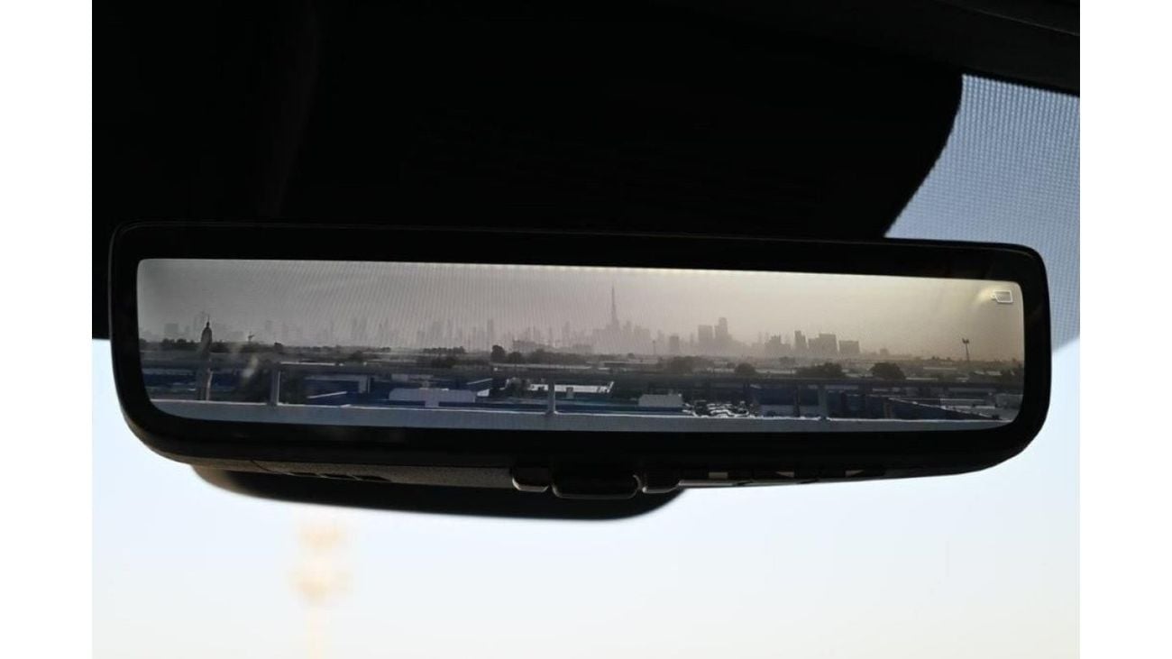 Toyota Alphard HYBRID 2.5L E-4WD 7-SEATER AUTOMATIC