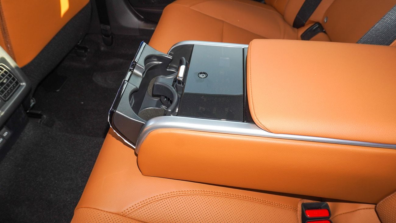 Toyota Camry Lumiere 2.5L HEV