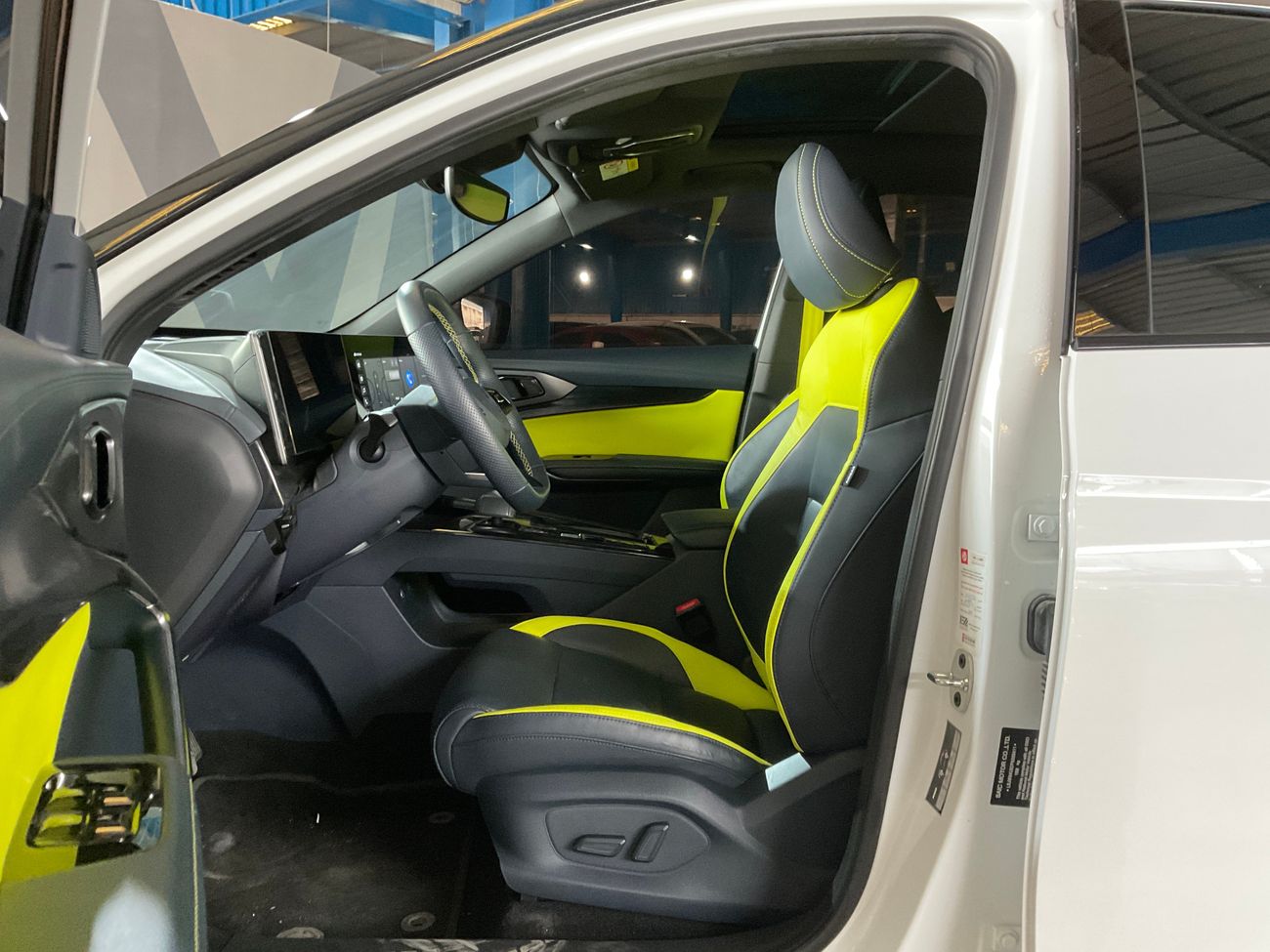 أم جي وان Luxury | شامل الضمان | 0 ﺪﻔﻋﺓ ﺃﻮﻟﻯ