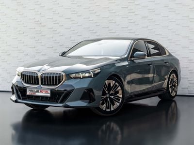 بي أم دبليو 520i M SPORT