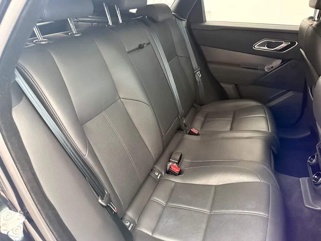 Land Rover Range Rover Velar P250 SE 2.0L P250 SE - European Specs - Brand