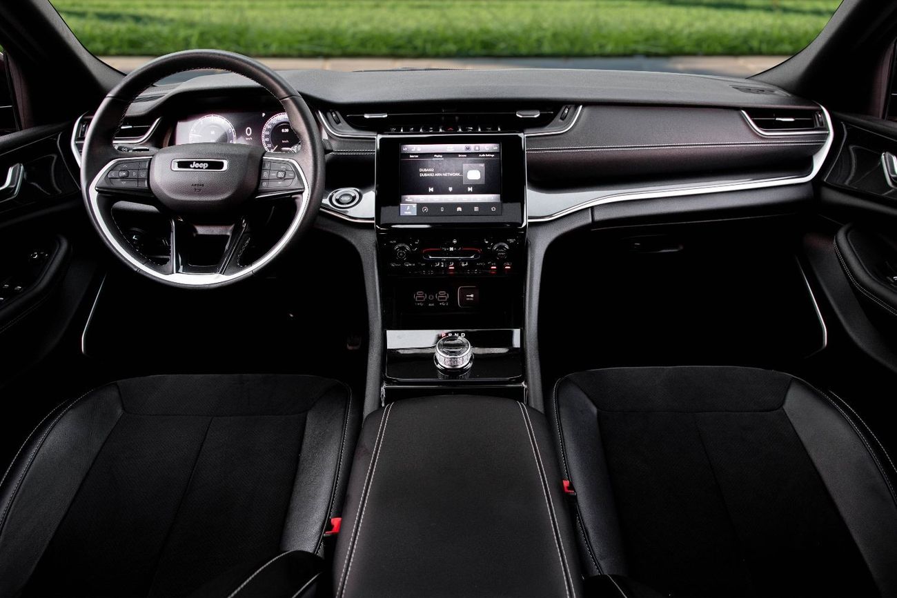 Jeep Grand Cherokee Limited | 3,329 P.M  | 0% Downpayment | Agency Warranty