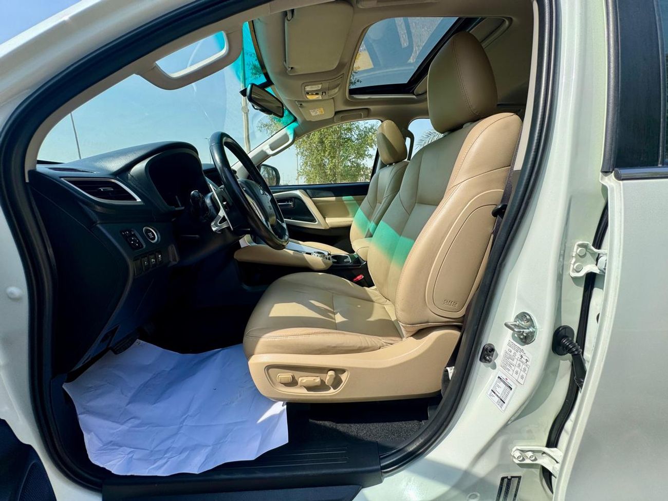 ميتسوبيشي مونتيرو سبورت GLS Top 3.0L