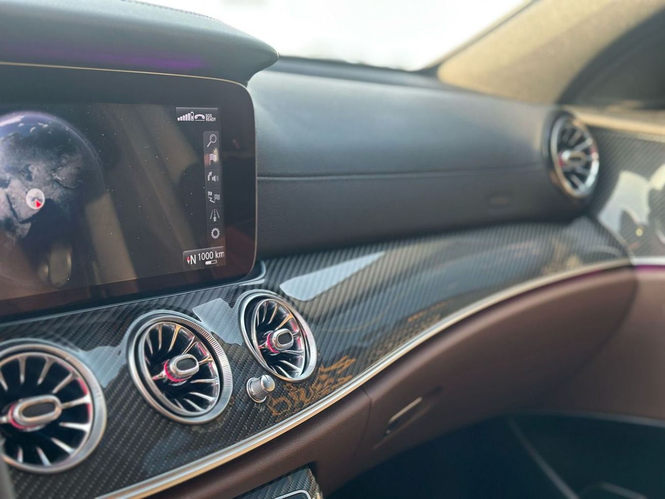 Mercedes-Benz E 63 AMG MERCEDES E63 4.0L