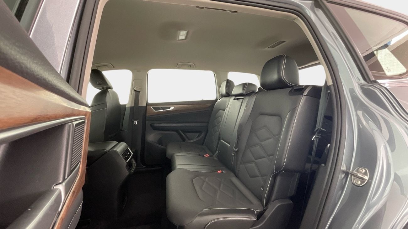 Volkswagen Teramont Trendline 2.0L Trendline | Guaranteed Warranty | 0 Down Payment