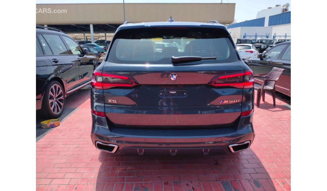 بي أم دبليو X5 M M50i Under Warranty Full Option 2022 GCC