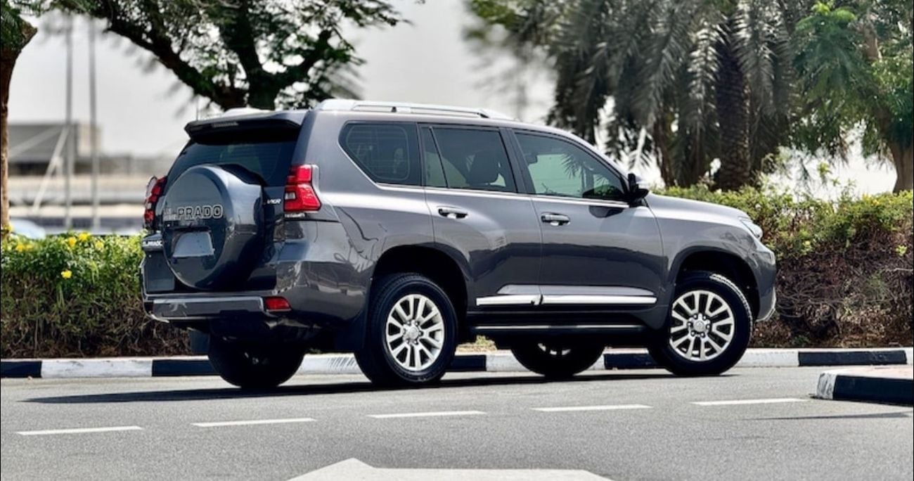 Toyota Prado 2018 VXR V6 Full Option Top Of The Range Very Clean Title Free Accident