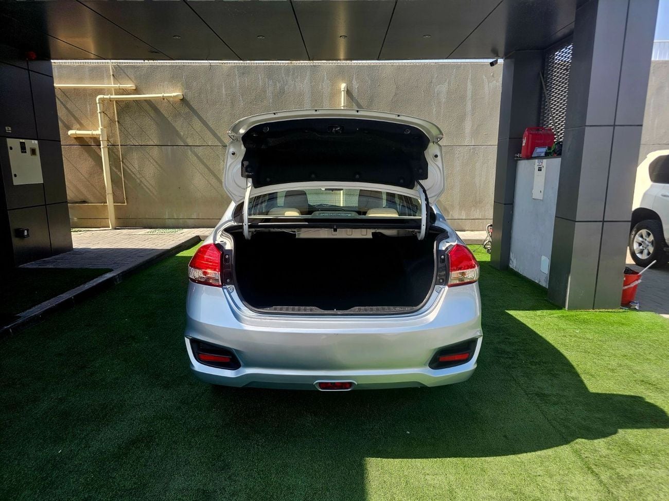 سوزوكي سياز GCC/ 1.5 V4/ NON ACCIDENT/ LOW MILEAGE/  EXCELLENT CONDITION