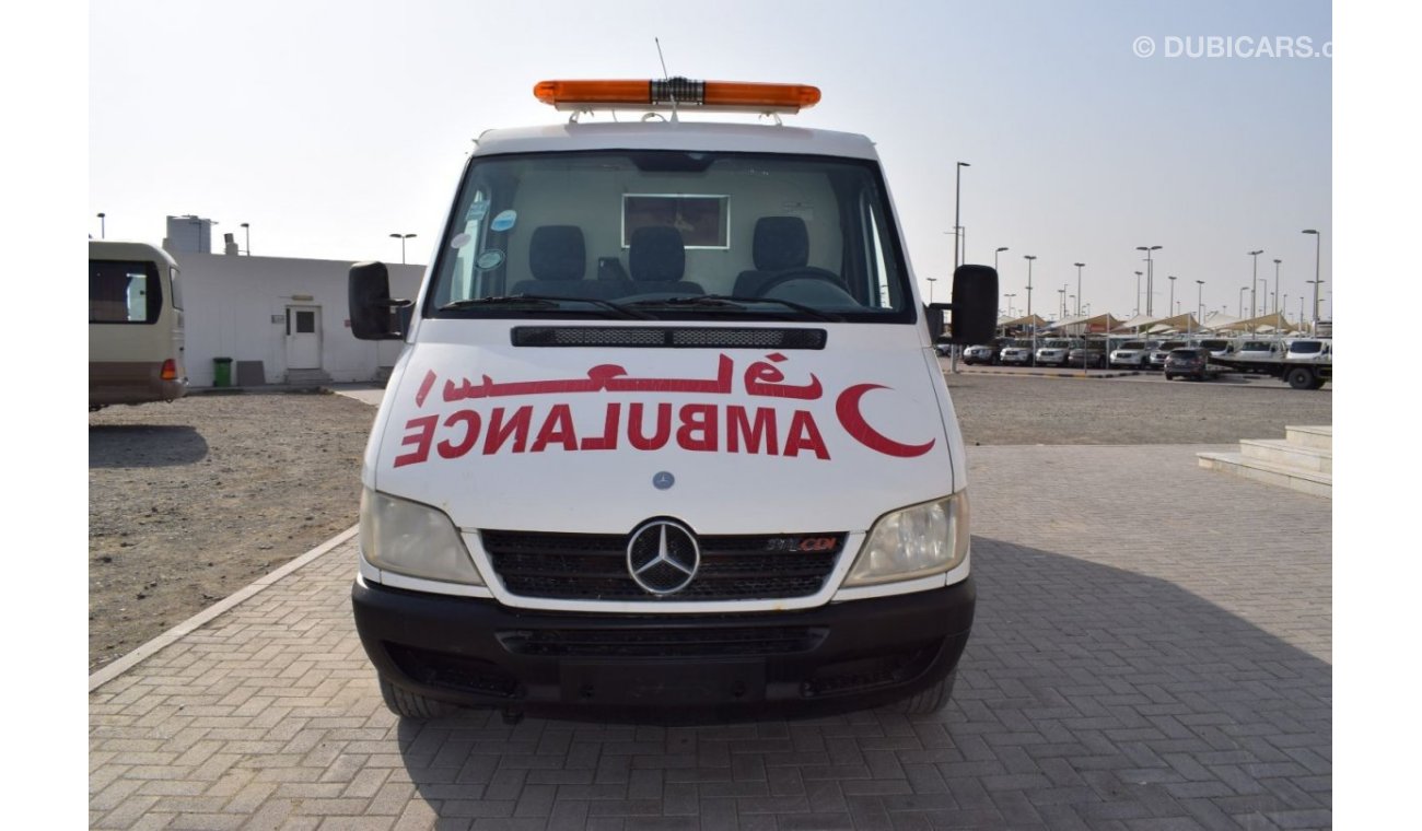 مرسيدس بنز سبرينتر Mercedes Benz Sprinter Ambulance, Model:2008. Excellent condition