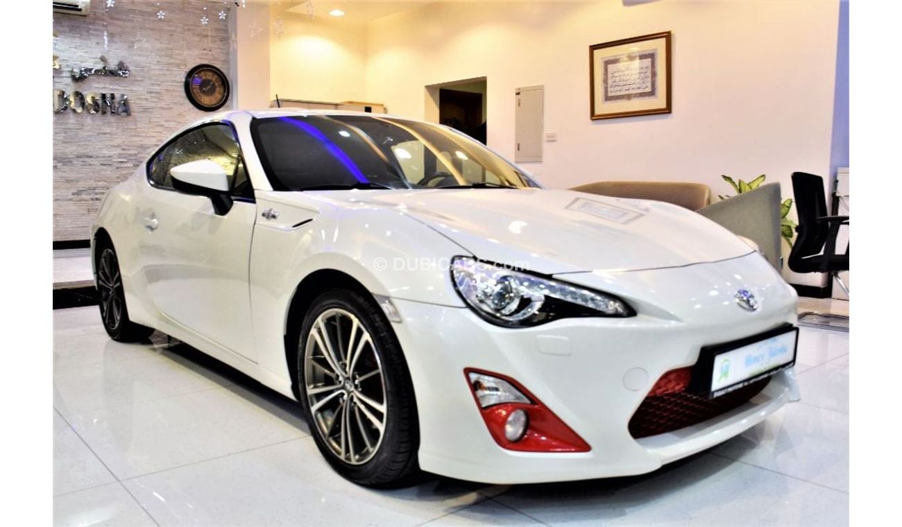Toyota 86 GTX 86 2014 Model!! in White Red Color! GCC Specs