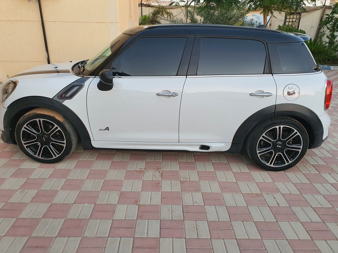 ميني كنتريمان 1.6 Turbo