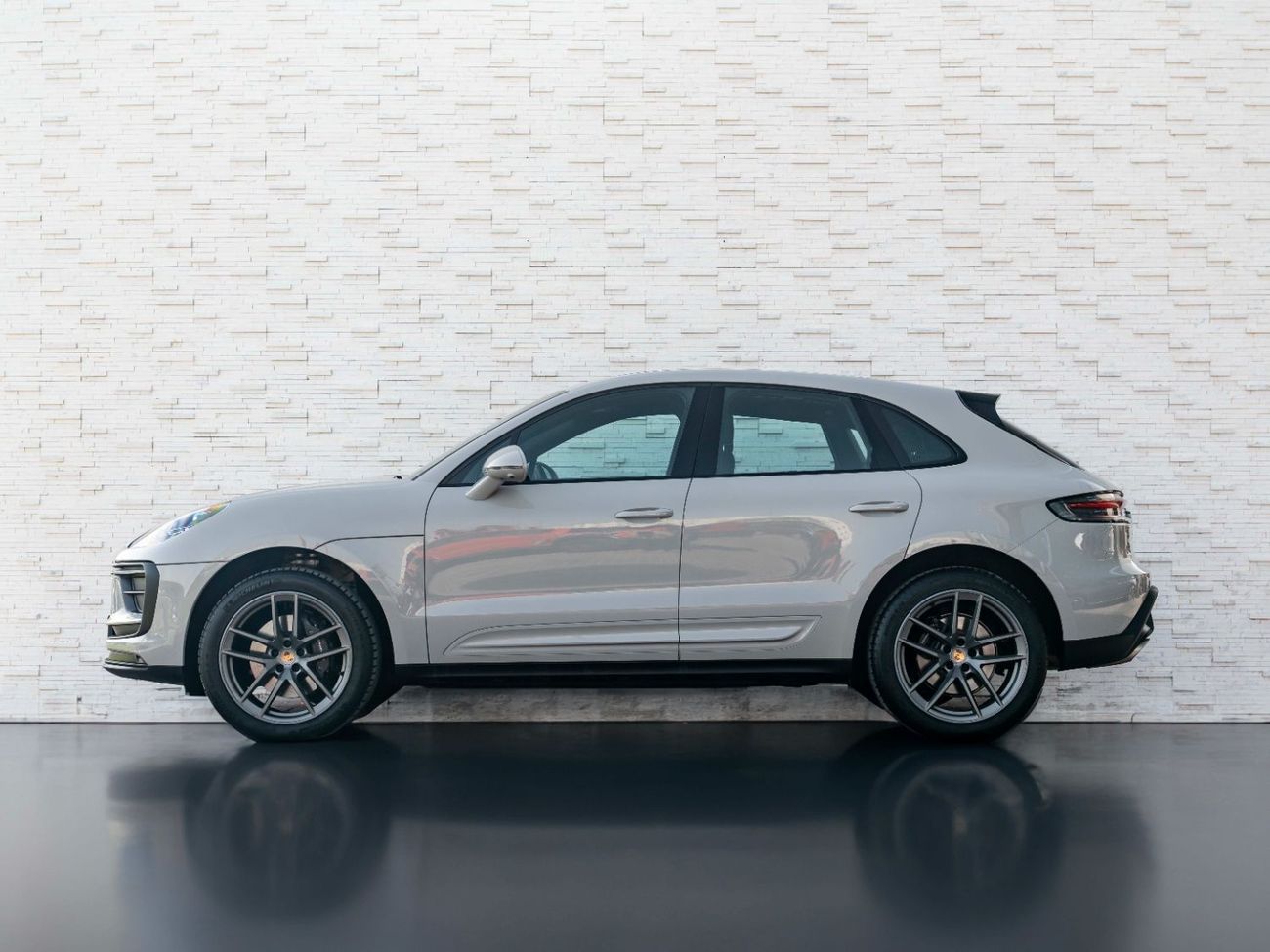 Porsche Macan Std 2.0L (252 HP)
