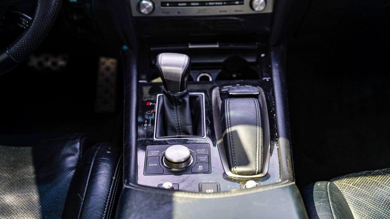 Lexus LS460