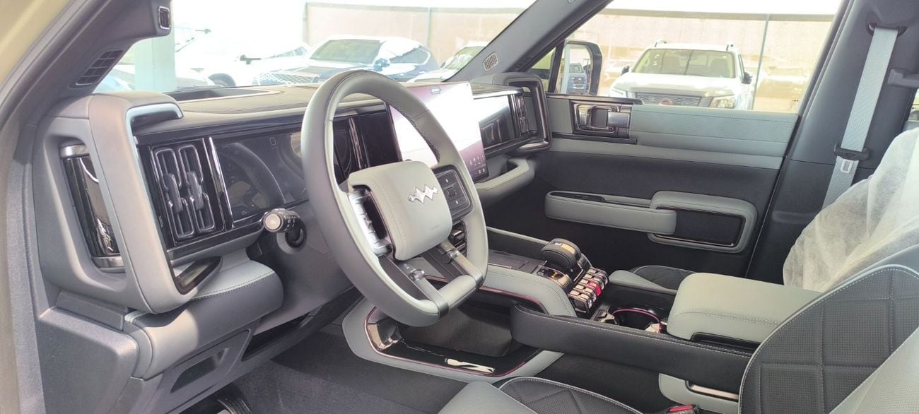 BYD Leopard 5 BYD LEOPARD 5 ULTRA