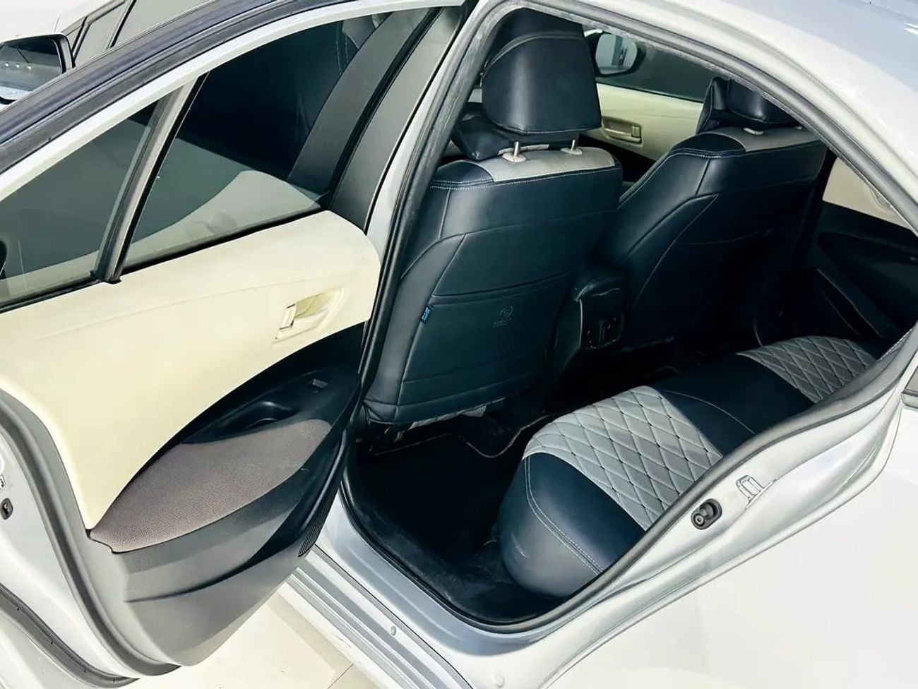 Toyota Corolla Limited 2.0L