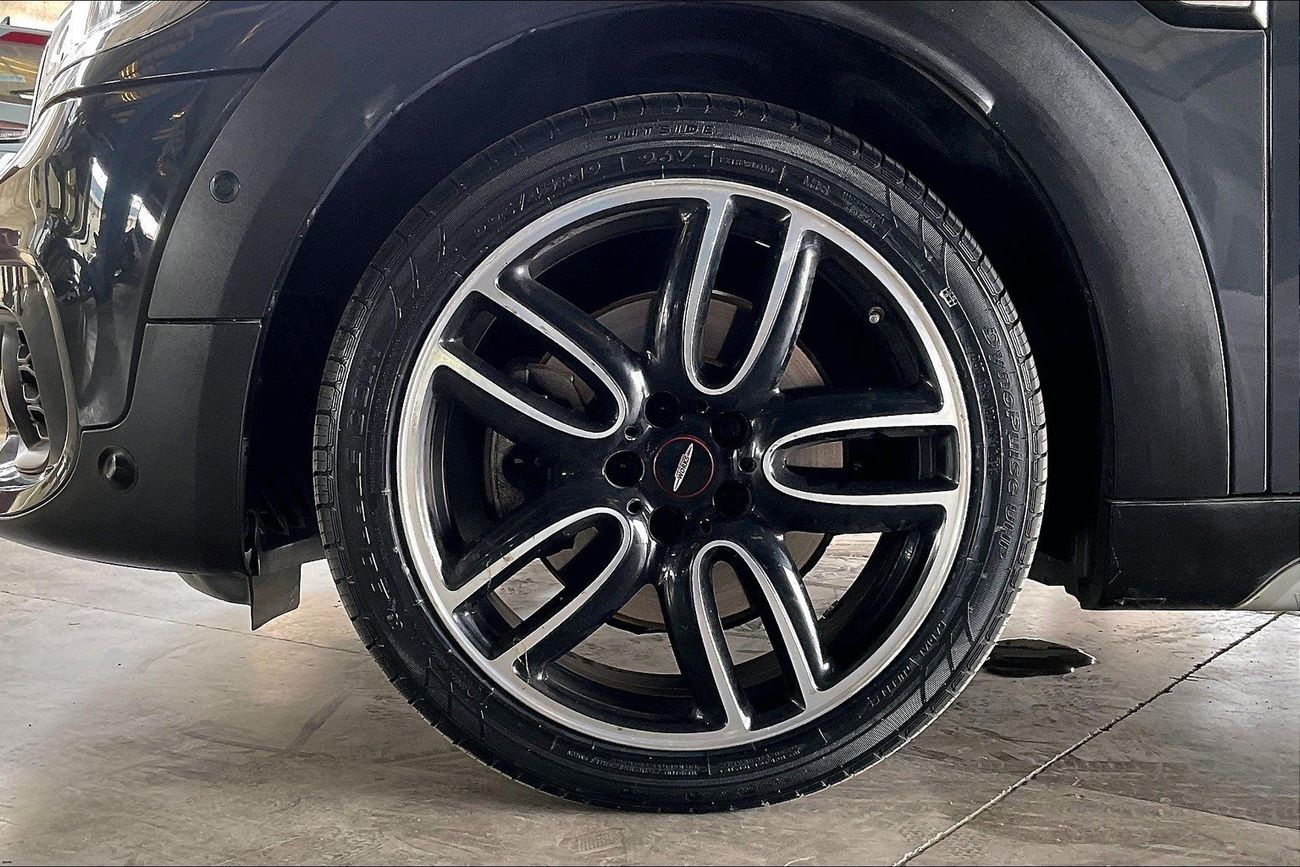 ميني كنتريمان Cooper S (JCW Styling Package) | شامل الضمان | 0 ﺪﻔﻋﺓ ﺃﻮﻟﻯ