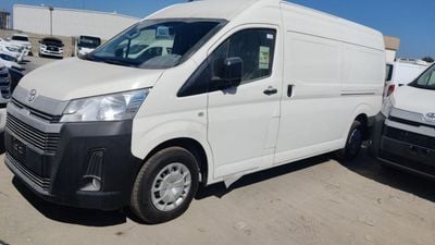 Toyota Hiace 3.5 Manual CARGO Band New