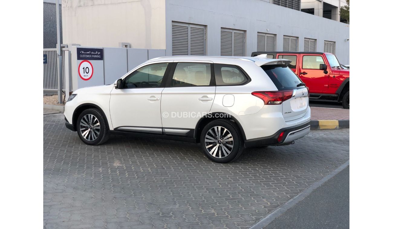 Mitsubishi Outlander GLS GCC