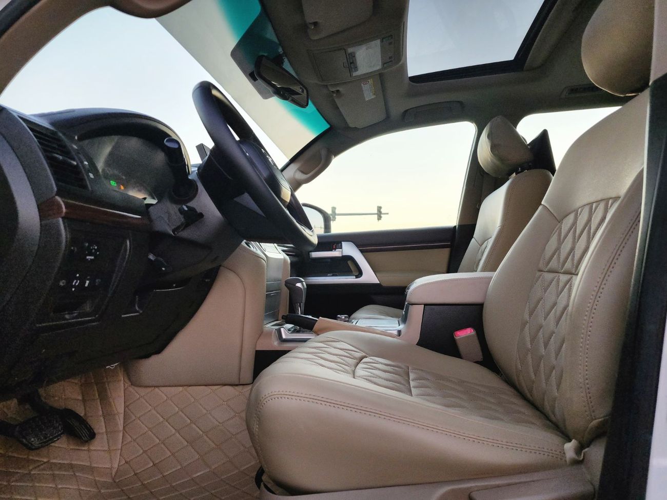 تويوتا لاند كروزر GX.R V8 upgrade 2024