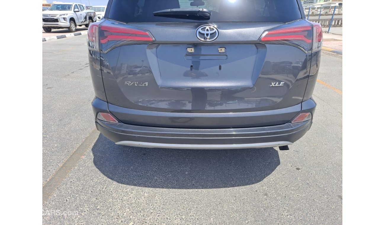 تويوتا راف ٤ TOYOTA RAV4 FULL OPTION