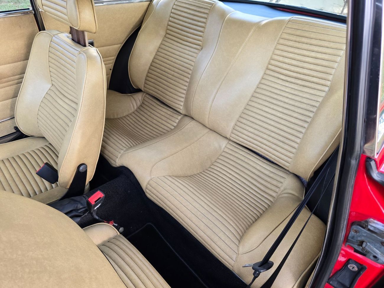 Alfa Romeo GTV ALFA ROMEO GTV 2000 L