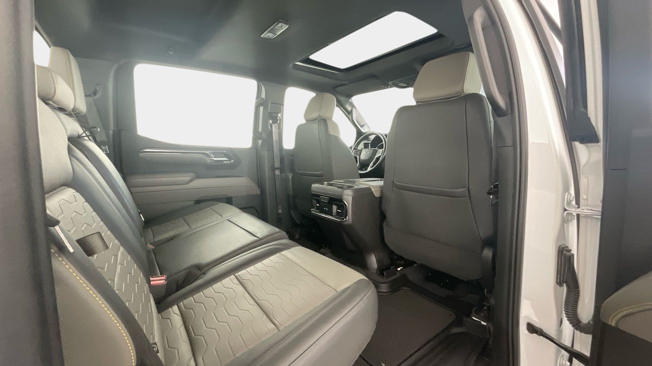 Chevrolet 1500 ZR2 | upto AED 20,000 Ramadan Discount | Guaranteed Warranty | 0 Down Payment