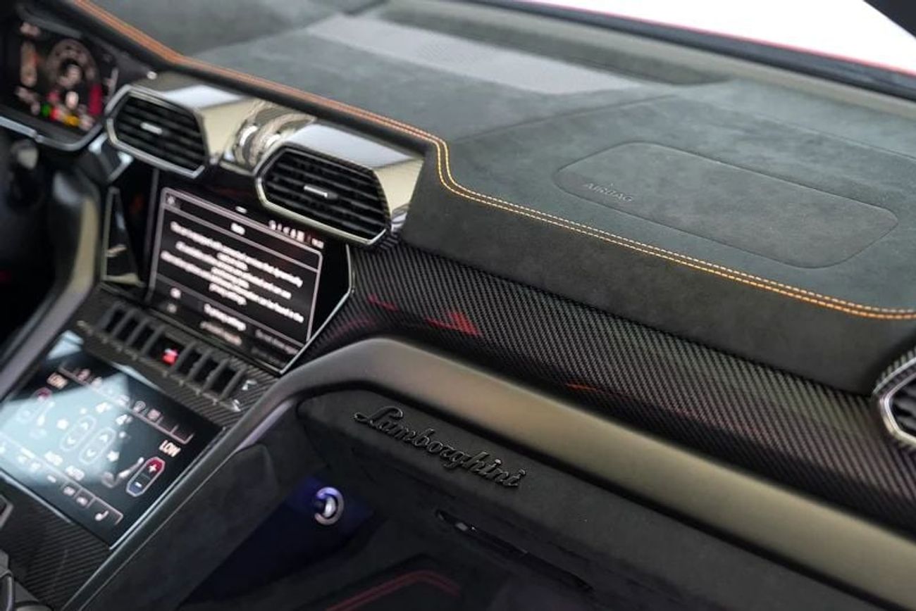لامبورغيني اوروس PERFORMANTE 4.0T V8