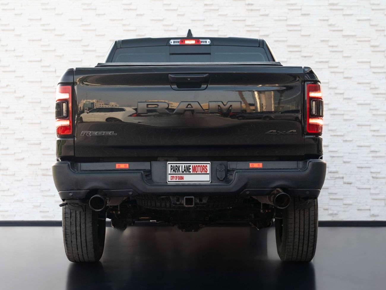 رام 1500 Bighorn Crew Cab 5.7L