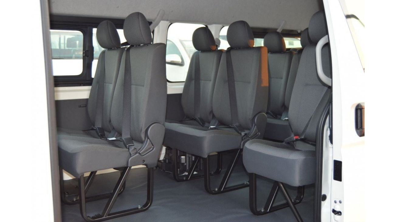 تويوتا هاياس High Roof