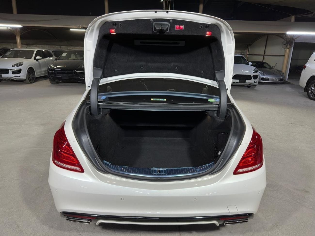 مرسيدس بنز S 550 STD