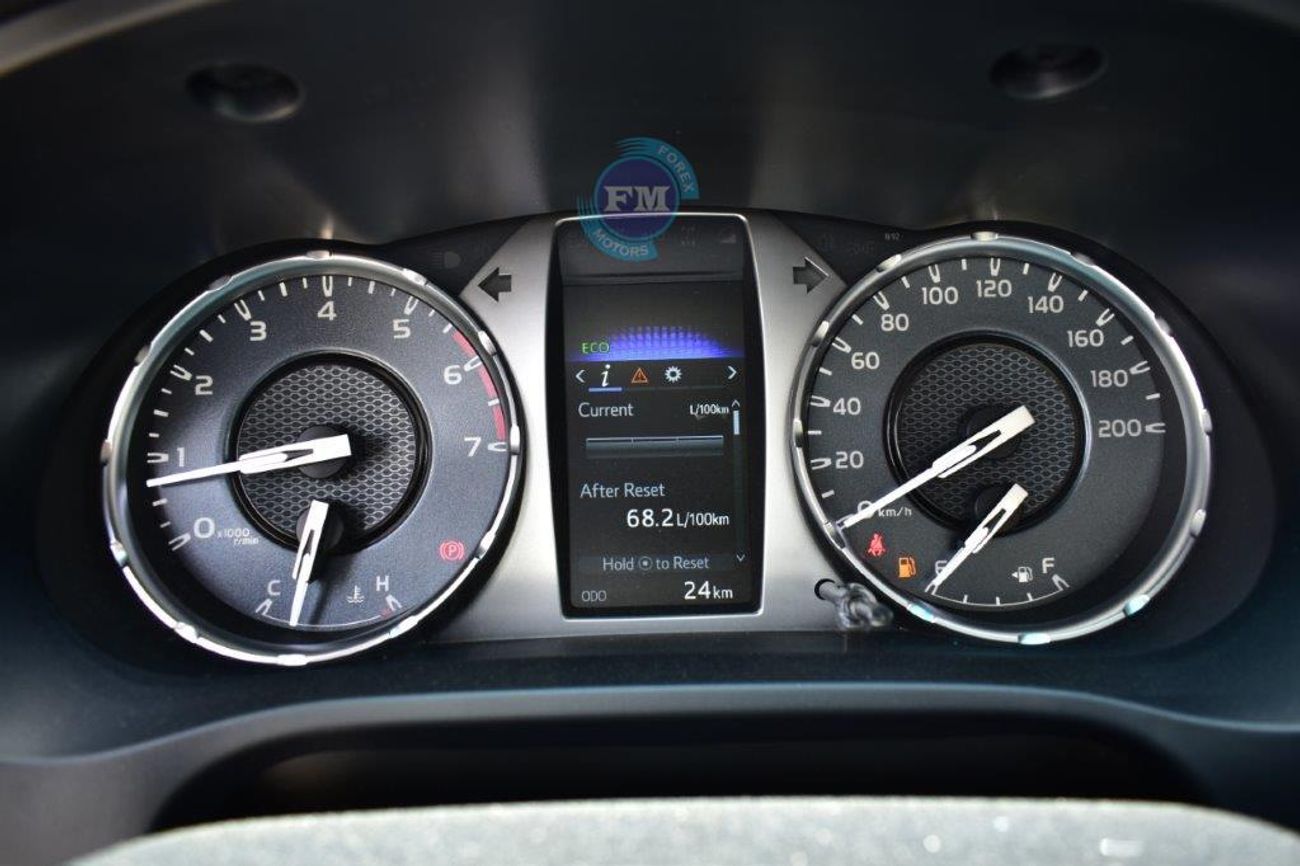 Toyota Hilux Double Cab GLX 2.7L 4WD 5 Seater Manual