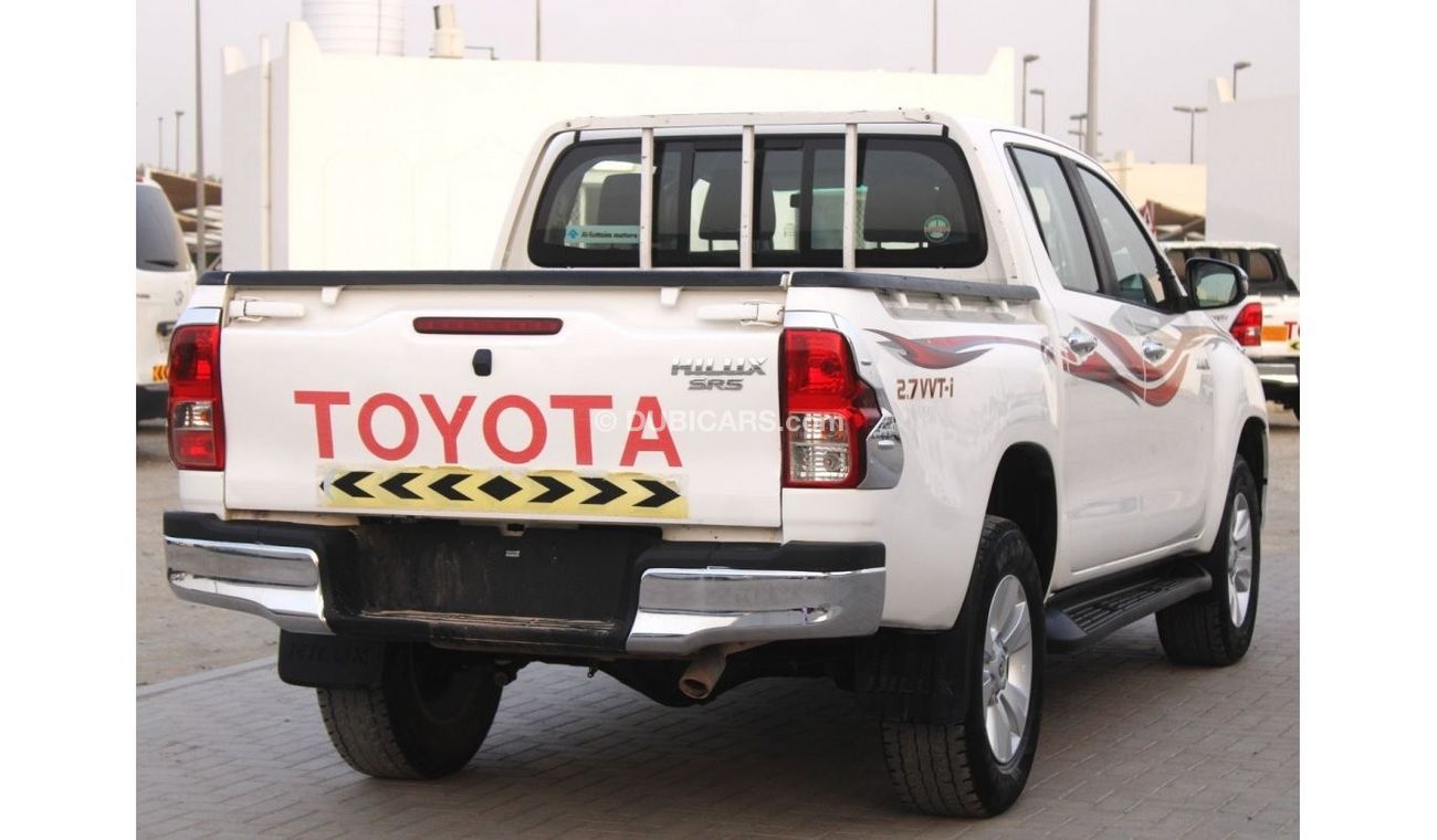 تويوتا هيلوكس GLS تويوتا هايلوكس 2020 بنزين فور ويل خليجي اوتوماتيك بحالة ممتازة