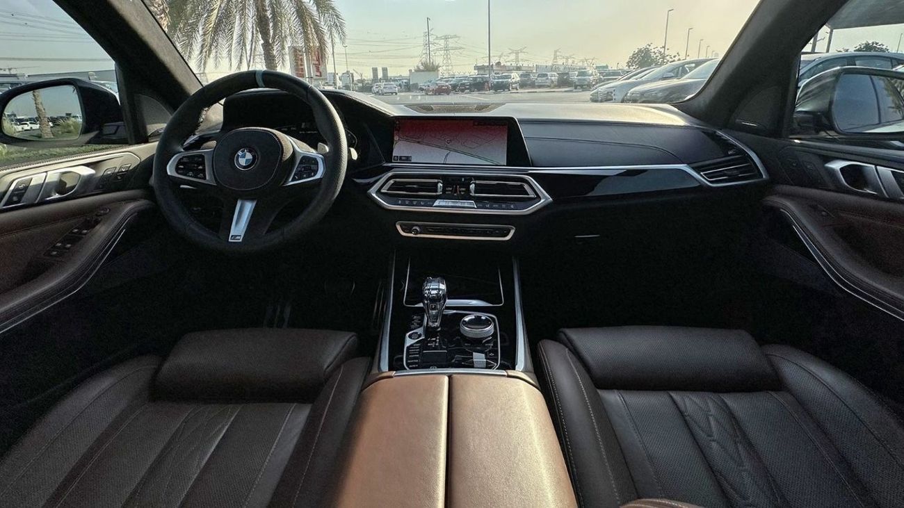 BMW X5 50i M Sport M50i 4.4L V8 GCC Full Service History