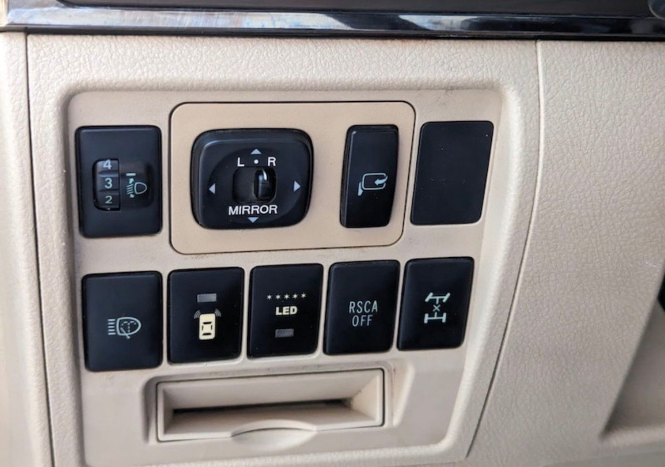 تويوتا لاند كروزر GXR+ 4.0L