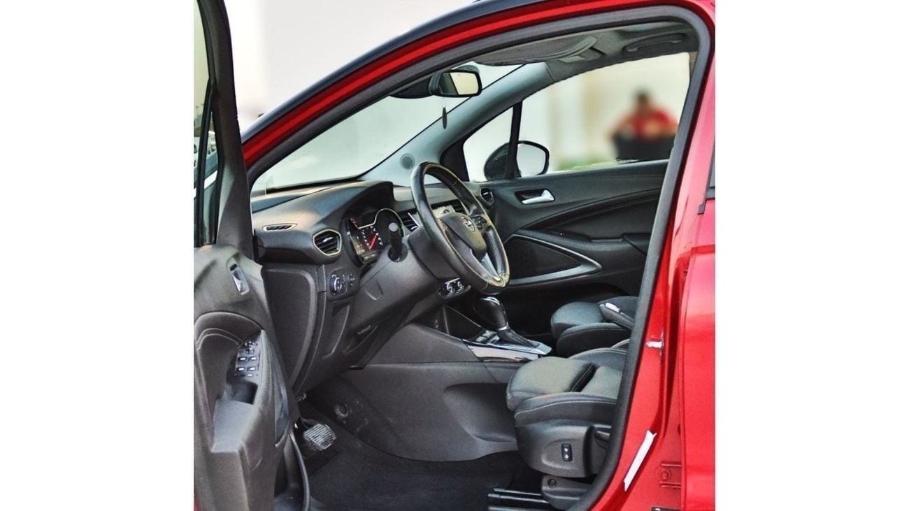 Opel Crossland X Opel Crossland 2022 GCC 1.2 CC in excellent condition without accidents