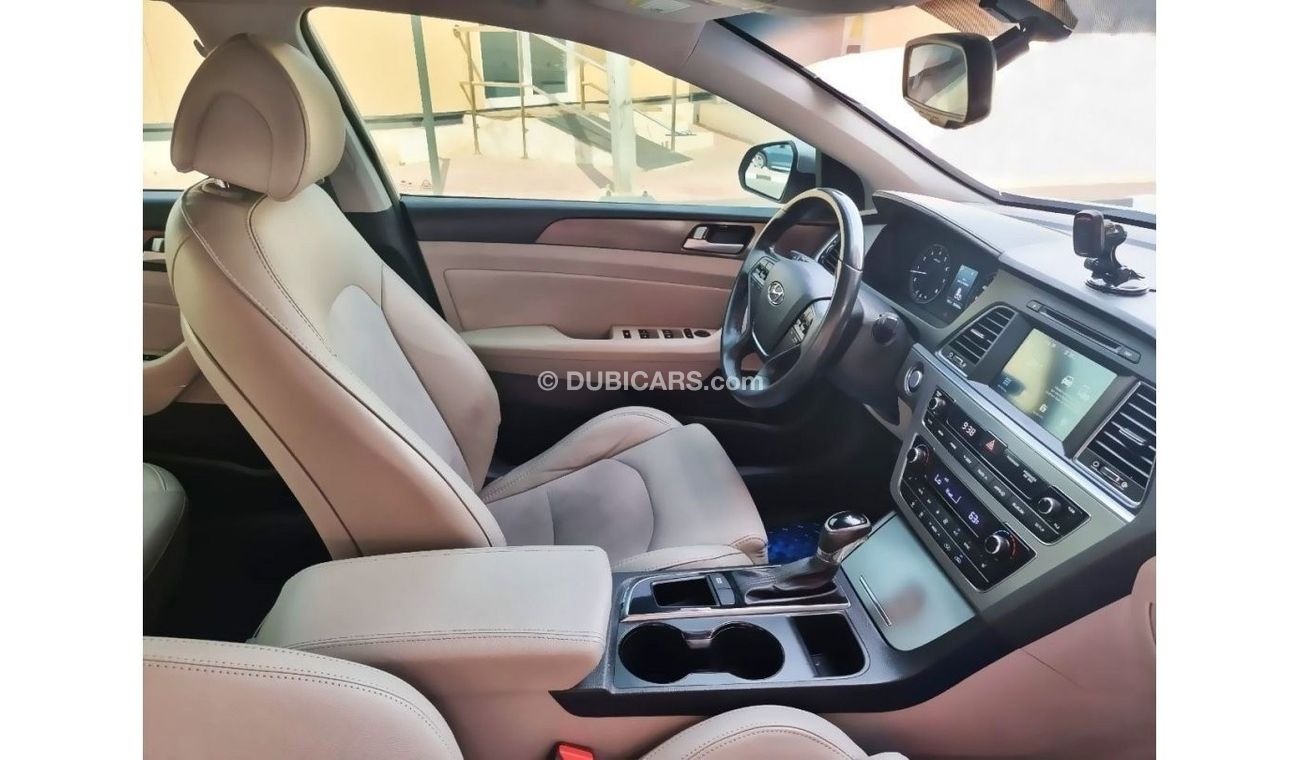 Hyundai Sonata Sport - 2L-4 Cyl -Excellent Condition-American Spec