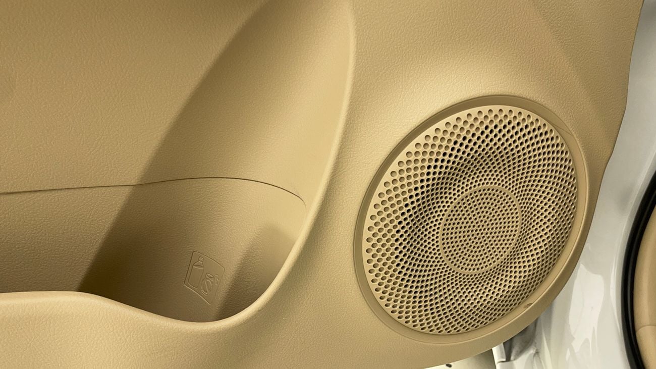 تويوتا يارس SE 1.5 | بدون دفعة مقدمة | اختبار القيادة في المنزل