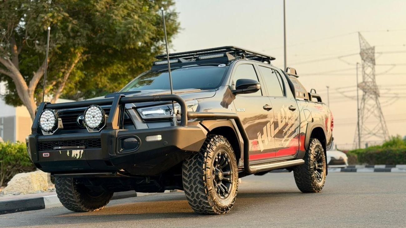 تويوتا هيلوكس OFF ROAD MODIFIED | BULL BAR WITH HEAVY FOCUSED LIGHTS | AUTOMATIC TRANSMISSION | REAR VIEW CAMERA |